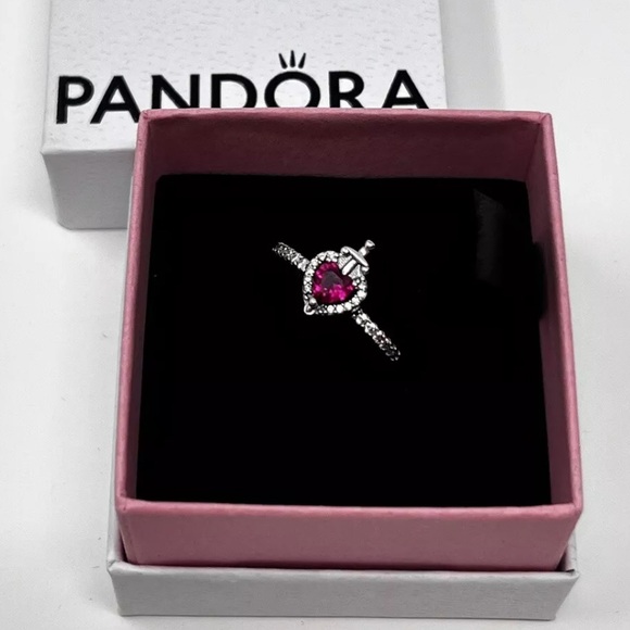Pandora Disney Villains Evil Queen Ring size 8 , brand new no box - Picture 2 of 3